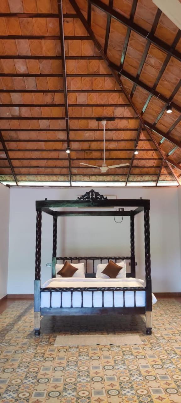 Rustic Vogue Hotel Shamirpet Exterior photo