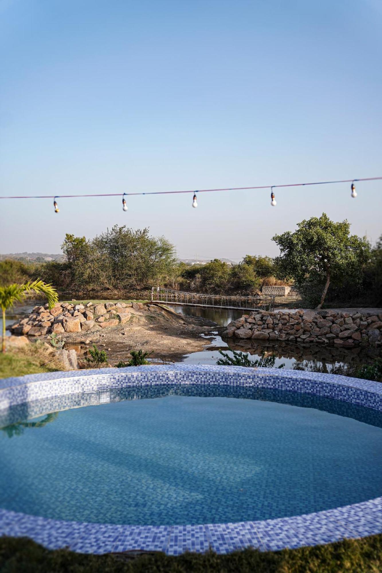 Rustic Vogue Hotel Shamirpet Exterior photo