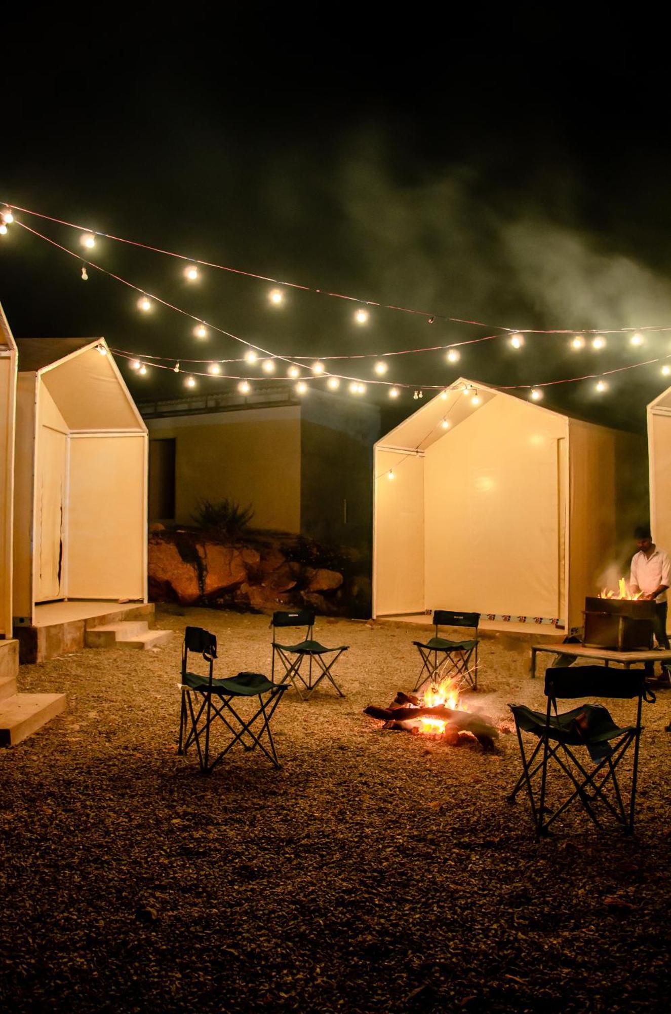 Rustic Vogue Hotel Shamirpet Exterior photo